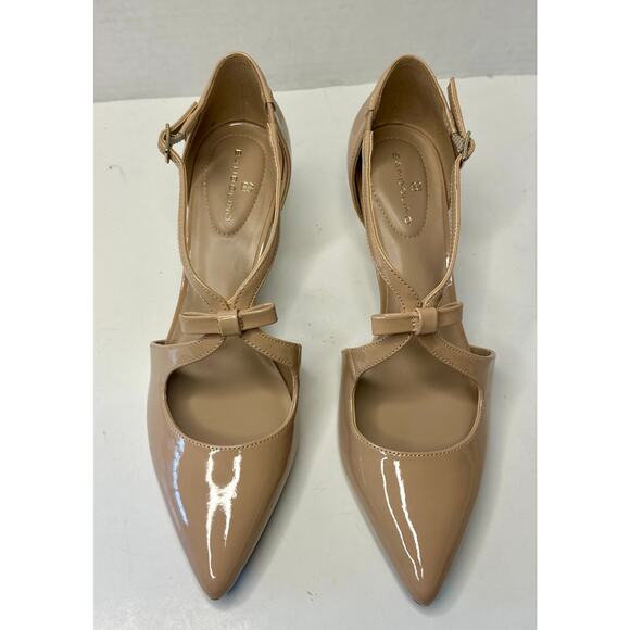 Women's Zeffer 3 Strappy Bow Kitten Heel Pumps Size 9.5M Light Natural NWT - Picture 1 of 8